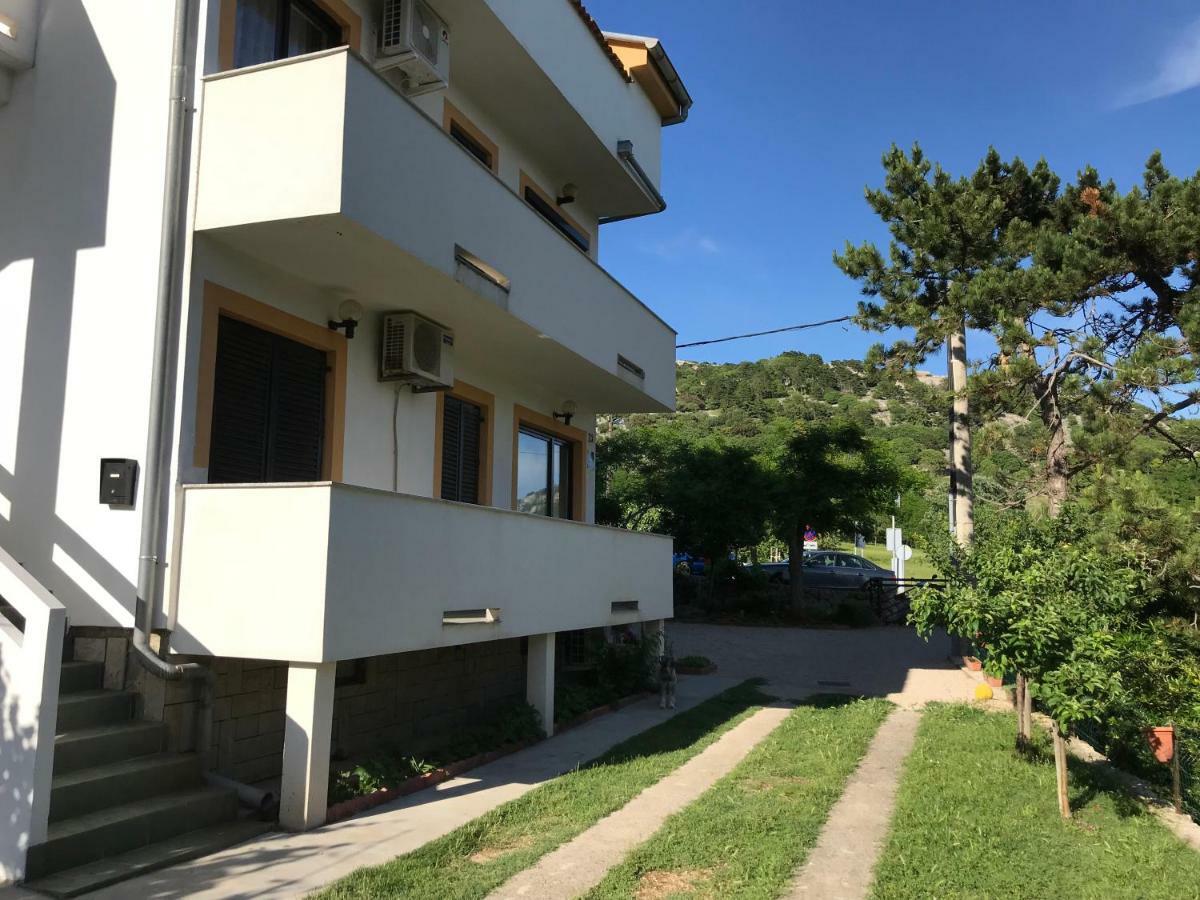 Apartments Lena Baška Exterior foto