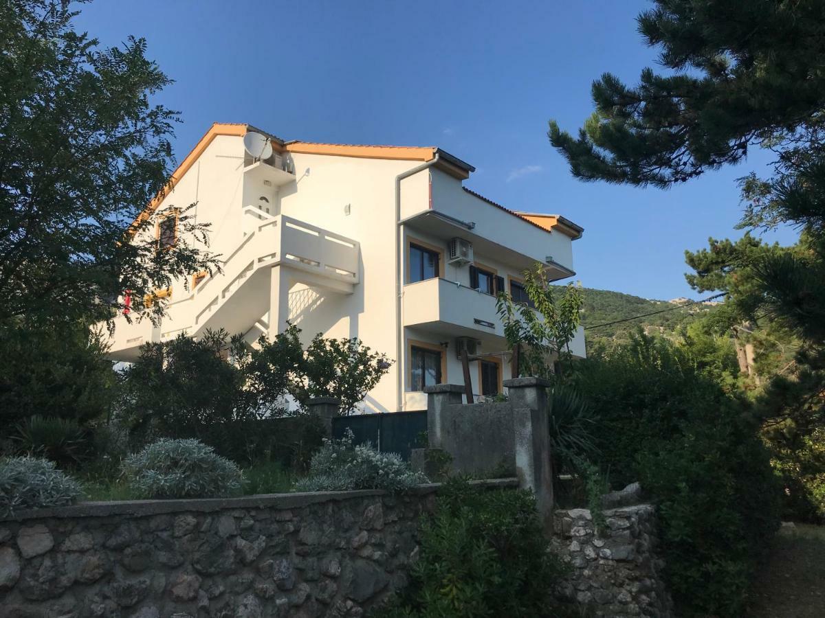 Apartments Lena Baška Exterior foto