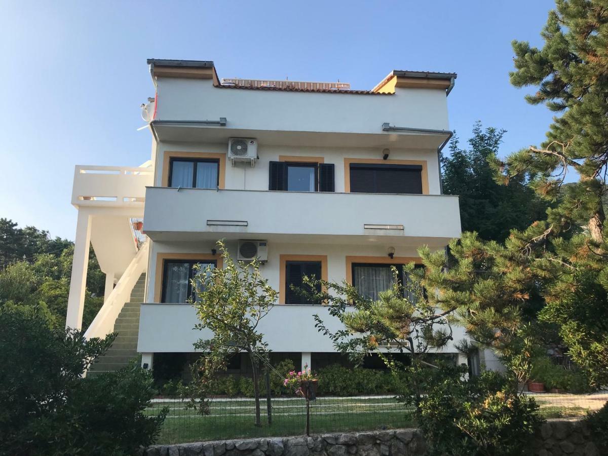 Apartments Lena Baška Exterior foto